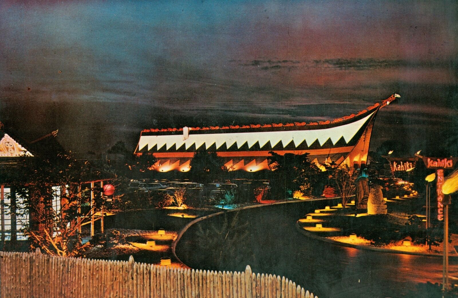 c1970 Kahiki Polynesian Supper Club Restaurant Tiki Columbus Ohio GIANT Postcard