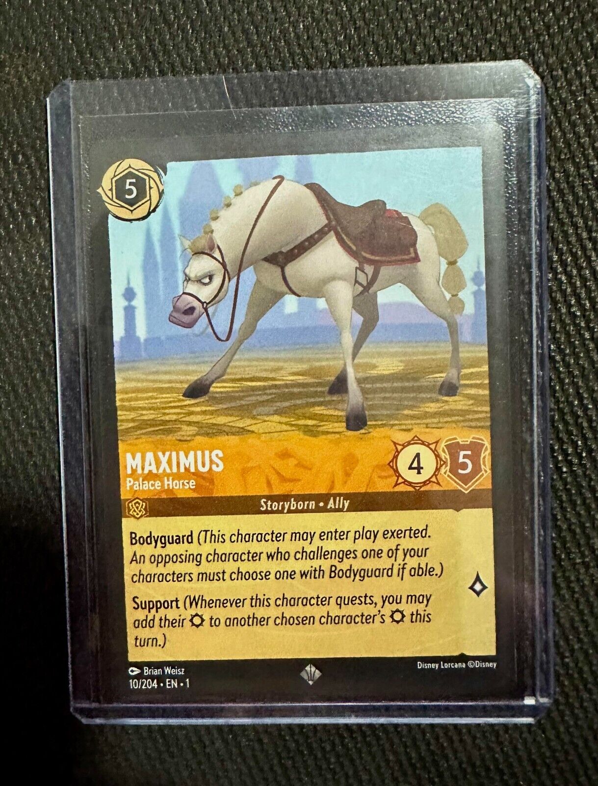 Maximus: Palace Horse 10/204 Disney Lorcana Trading Card - SUPER RARE NON FOIL