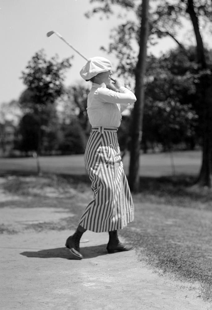 1916 Miss Edith Gordon Playing Golf Old Photo 13\