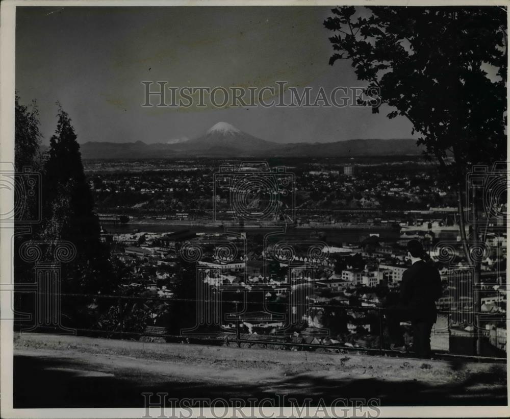 1947 Press Photo Portland, Oregon - orb32219