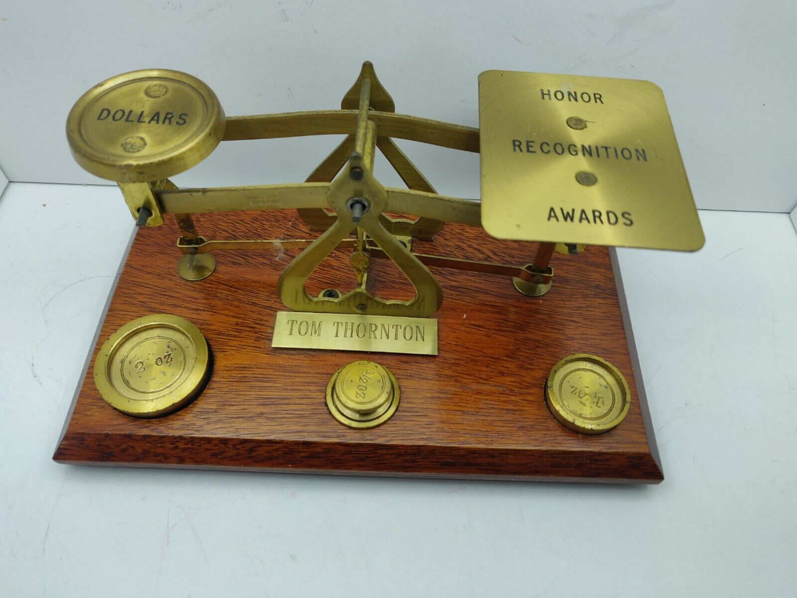 Vintage English TOM THORNTON Warranted Accurate brass Postal balance scale