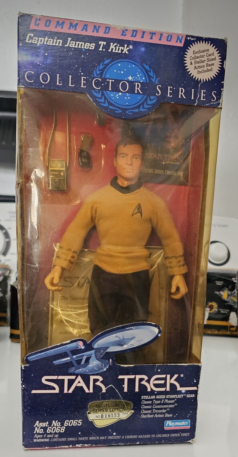 Star Trek Captain James T. Kirk Figure Command Edition Collector Series 1994