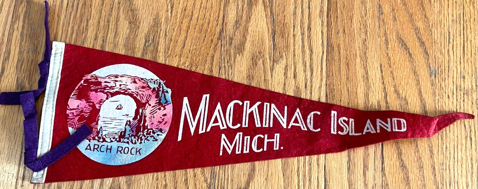 Vintage Mackinac Island Michigan Arch Rock Red Felt Pennant Flag 17x6