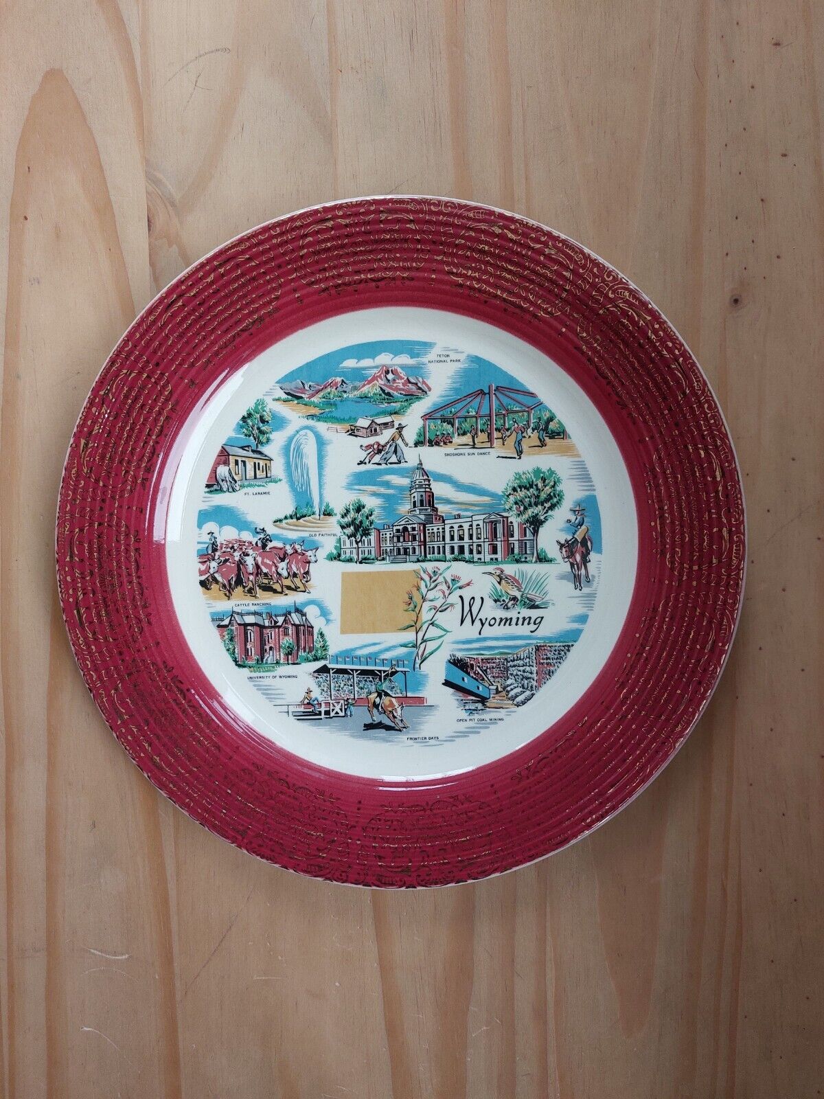 Wyoming Souvenir Plate Vintage Red And Gold
