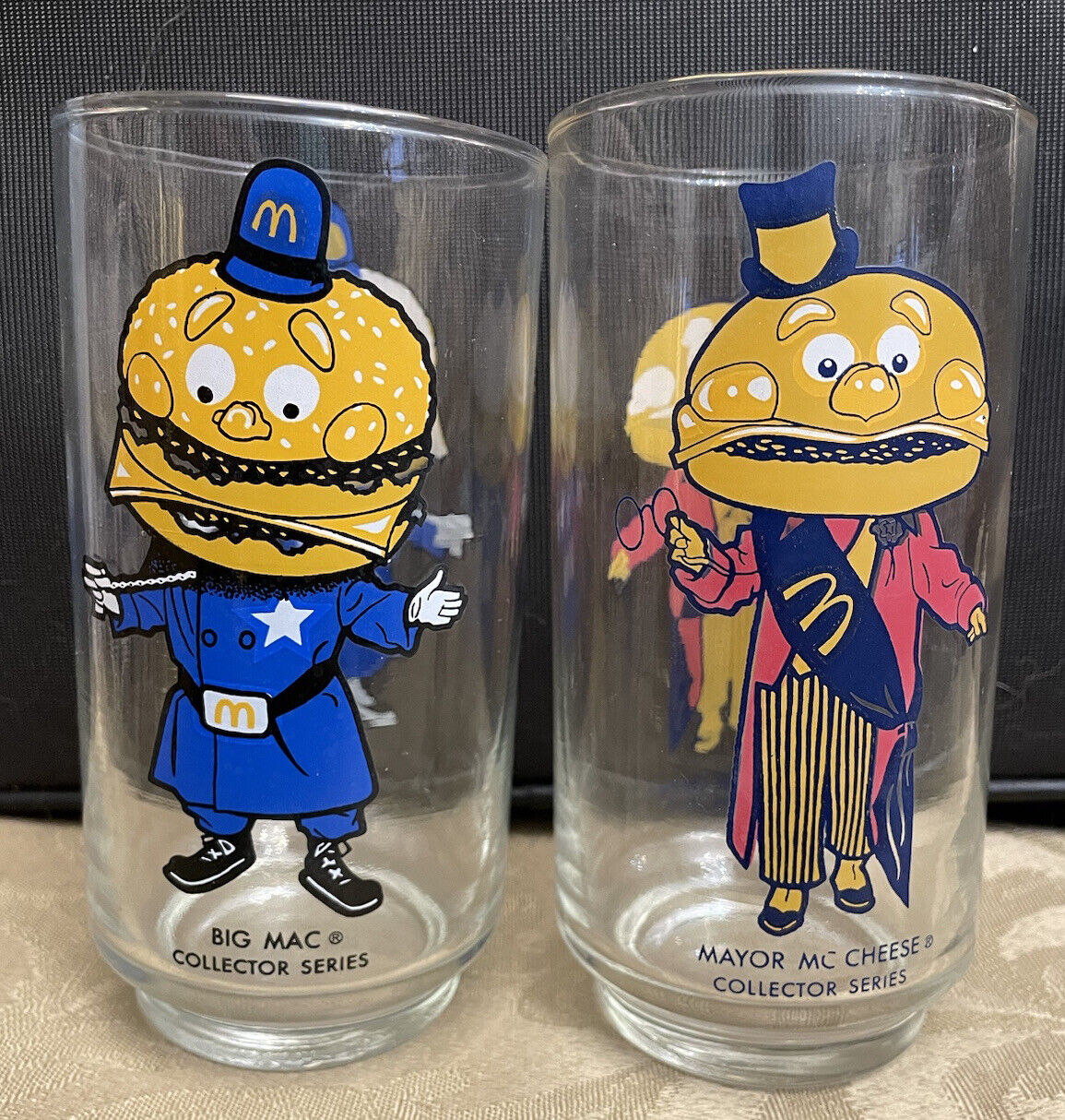 Set of 2 VTG McDonalds Collector Glasses Mayor McCheese & Big Mac 1970s Era McDs