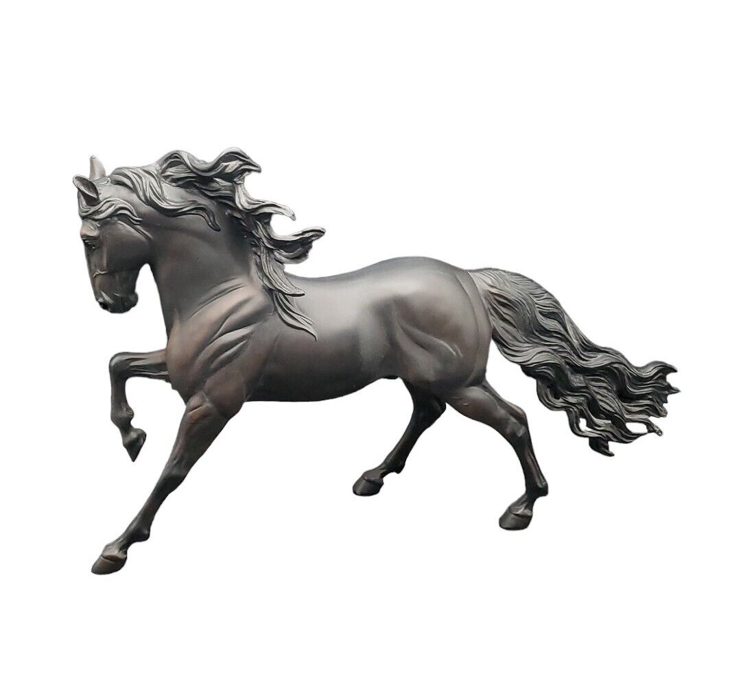 BREYER Reeves Traditional Matte Black Andalusian Stallion #584