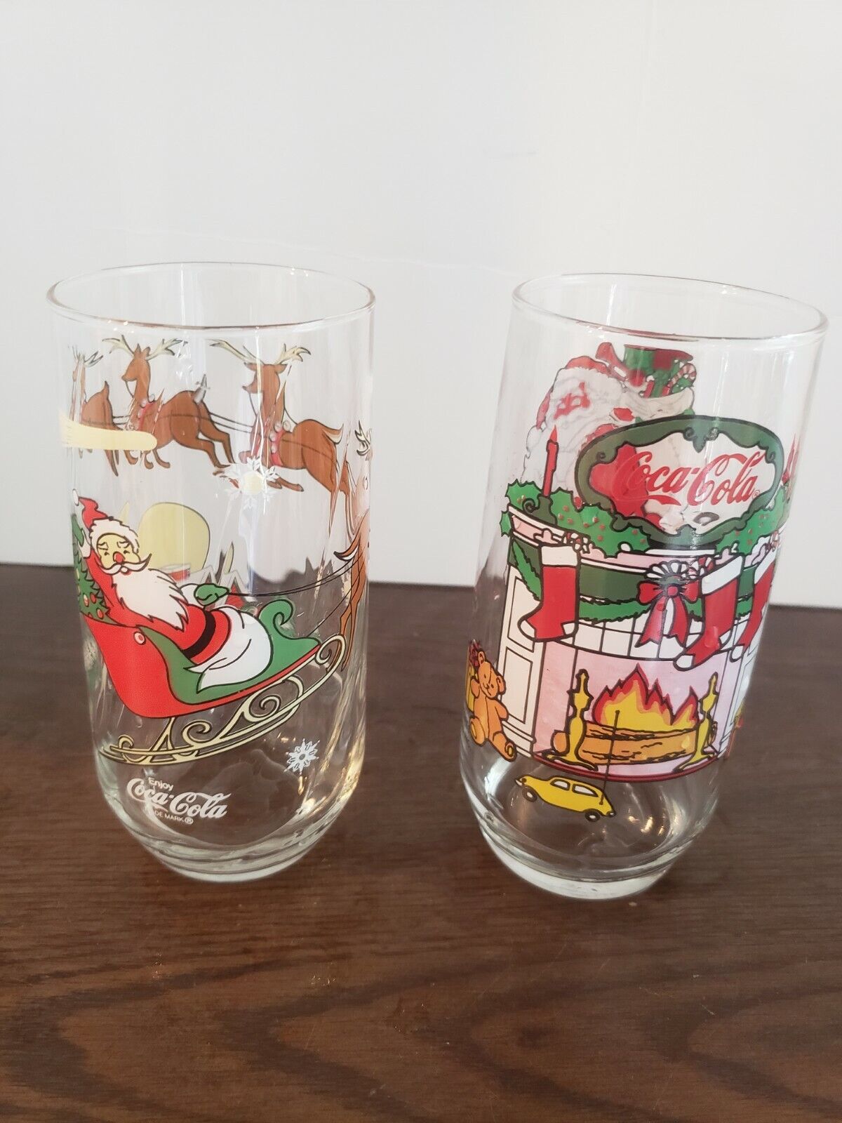Lot Set Of 2 Pair Vintage Coca Cola Christmas Glasses