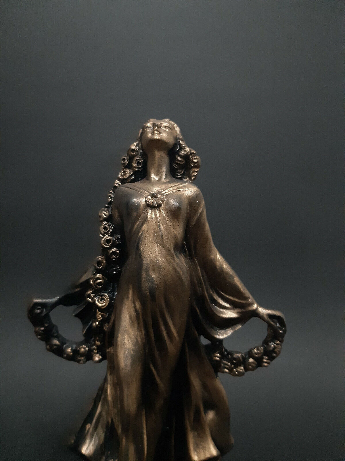 Aphrodite Statue Goddess Bronze Made of alabaster 18cm