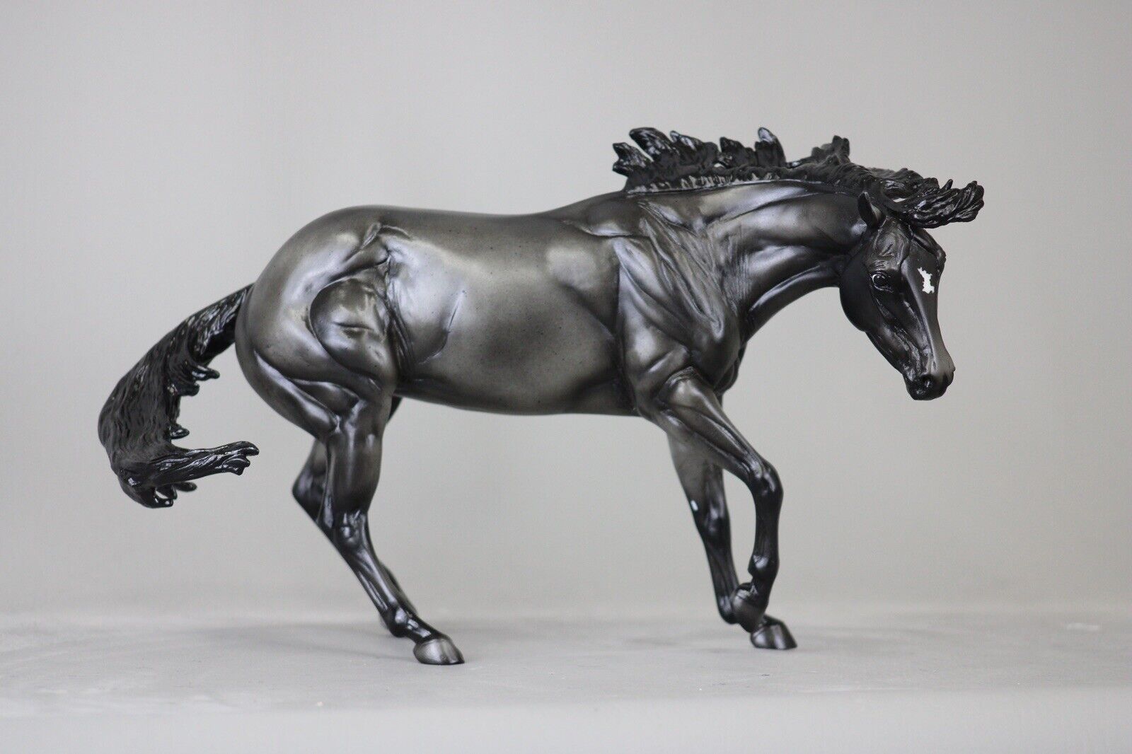 Breyer Traditional Size Model QH Horse Custom Dark Blue Roan Bobby Jo Mold