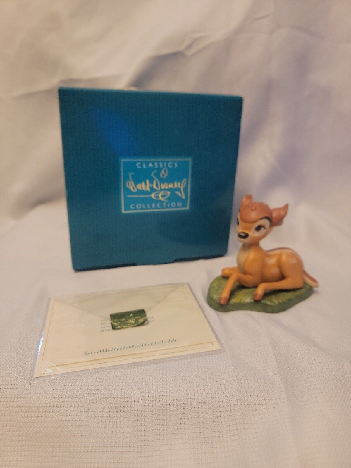 Disney Bambi Figurine The Young Prince, Pin & COA MINT IN BOX MIB  WDCC