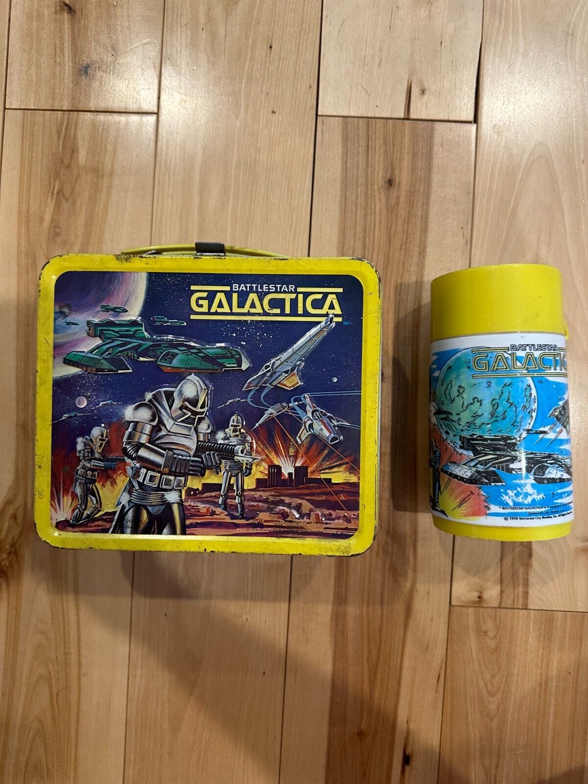 Vintage 1978 Battlestar Galactica Metal Lunchbox & Thermos, RARE, COMPLETE SET
