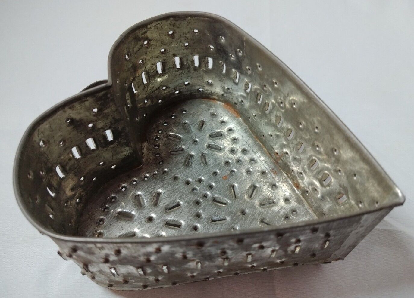 Old Primitive Punched Tin Heart Shaped Cheese Strainer Handle & Feet Unmarked