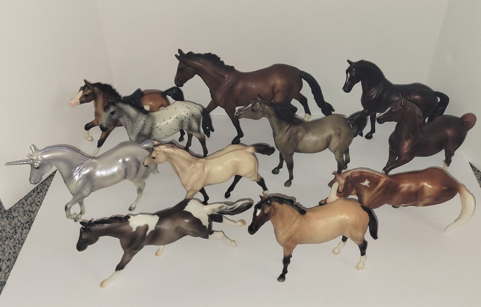 Mixed Lot of 11 Vintage Breyer Horses 