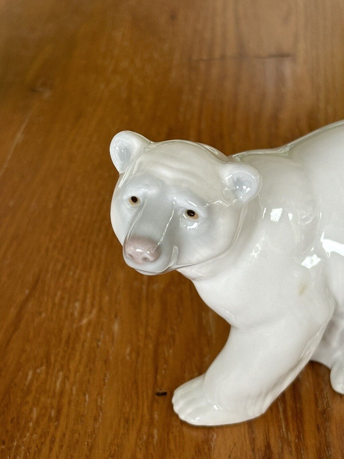 lladro polar bear figurine