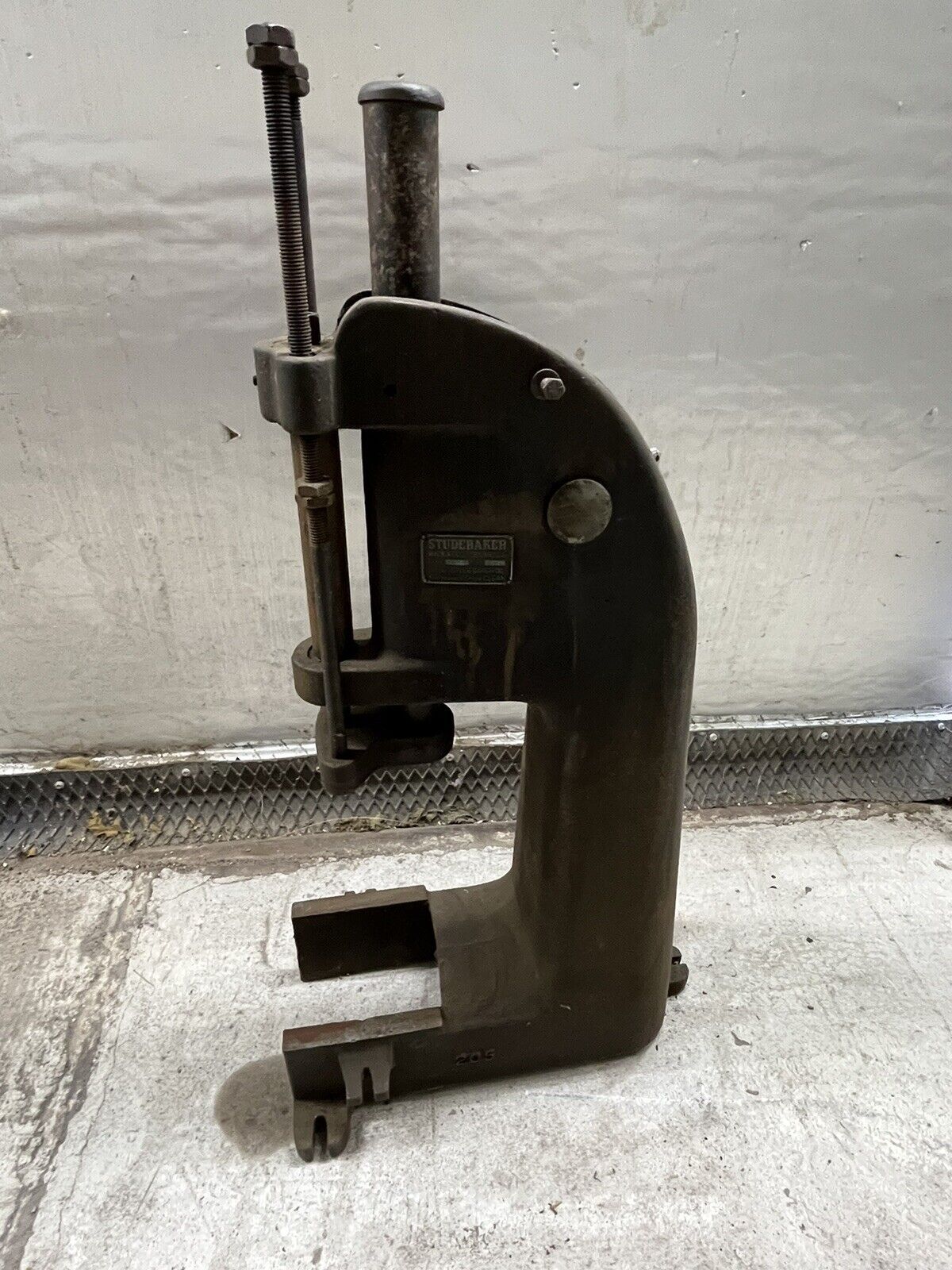 Studebaker Machine Company Hydraulic Arbor Press…Rarest Of Finds