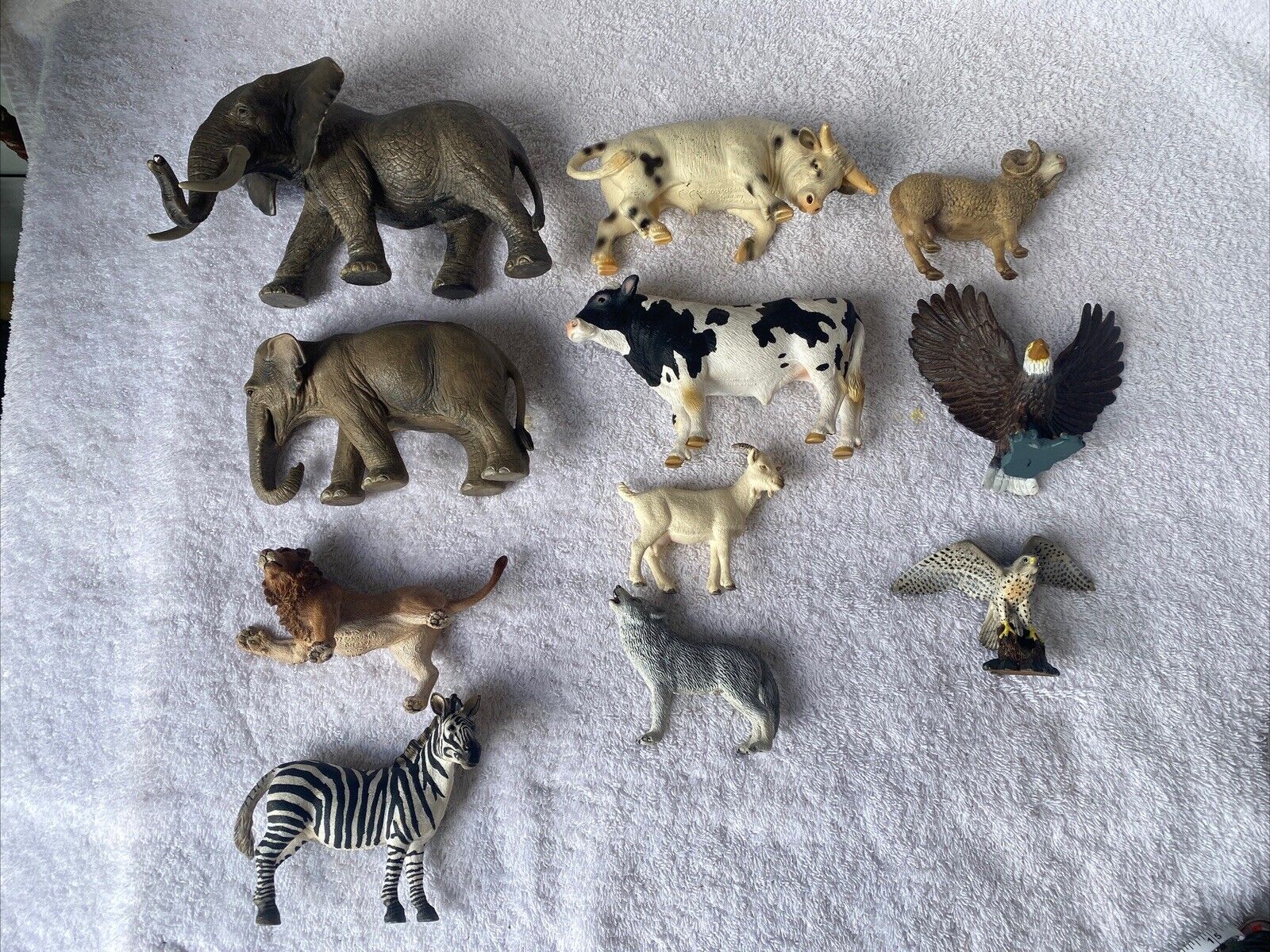 LOT OF 11 Schleich Animals Jungle, Farm, Elephant, Zebras -2000's
