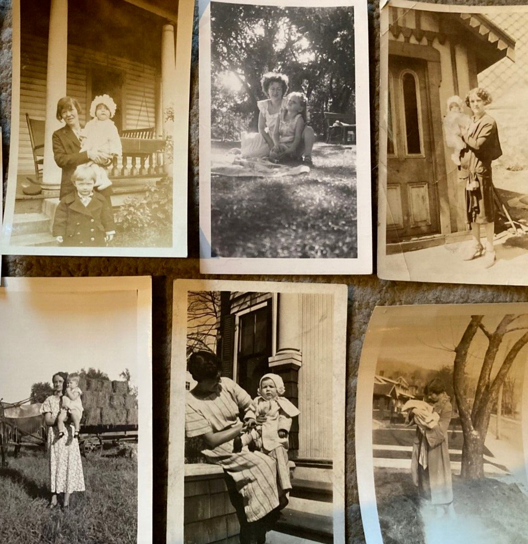 Lot~35+ Vintage Black & White Photos~1900-1960s~Moms w/ Kids & Babies~Flappers