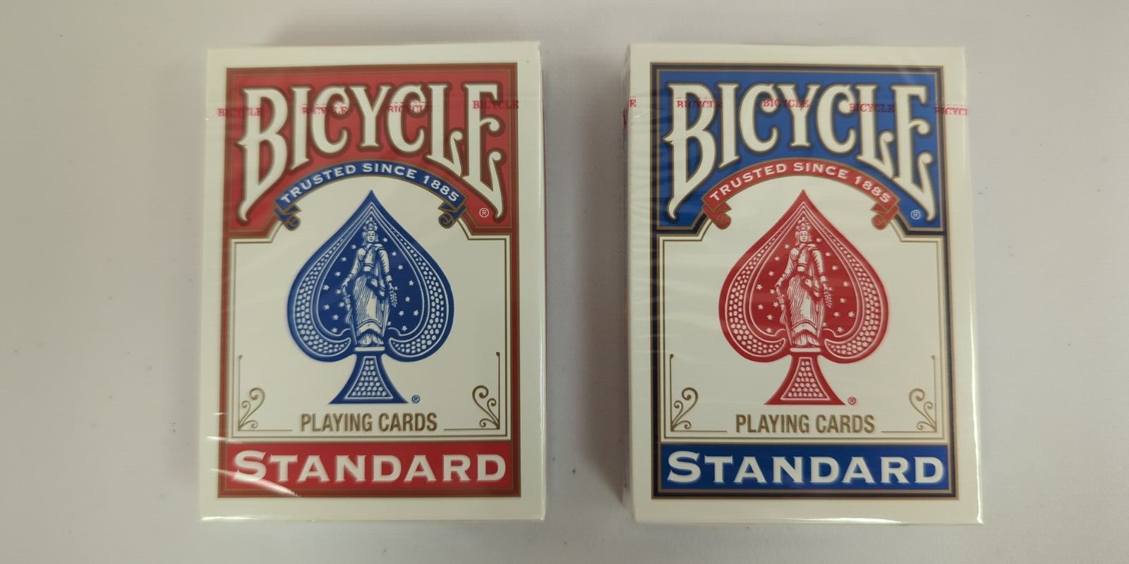 NEW SEALED 2 Bicycle Standard Poker Decks (Red & Blue), US Playing Card Company