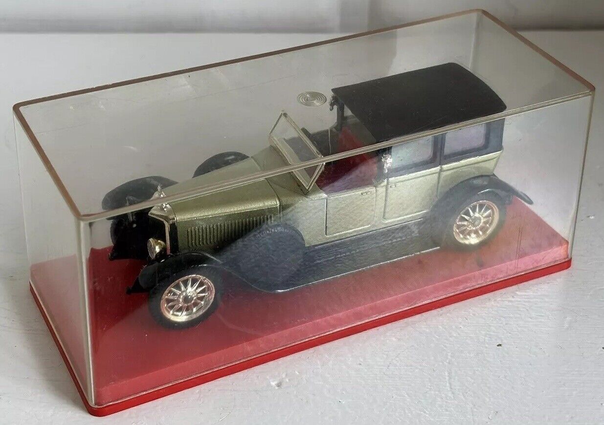 Ref. 140 Solido Panhard Levassor 1925 Diecast 1/43 Car (Made In France)