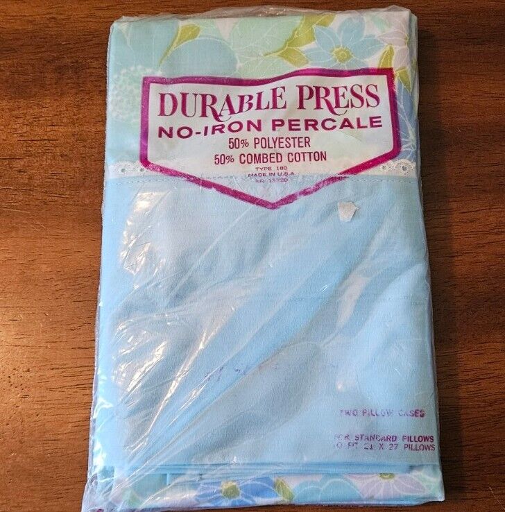 VTG NOS Durable Press 2 Standard Pillowcases. No-Iron.  1960s Blue Floral. New