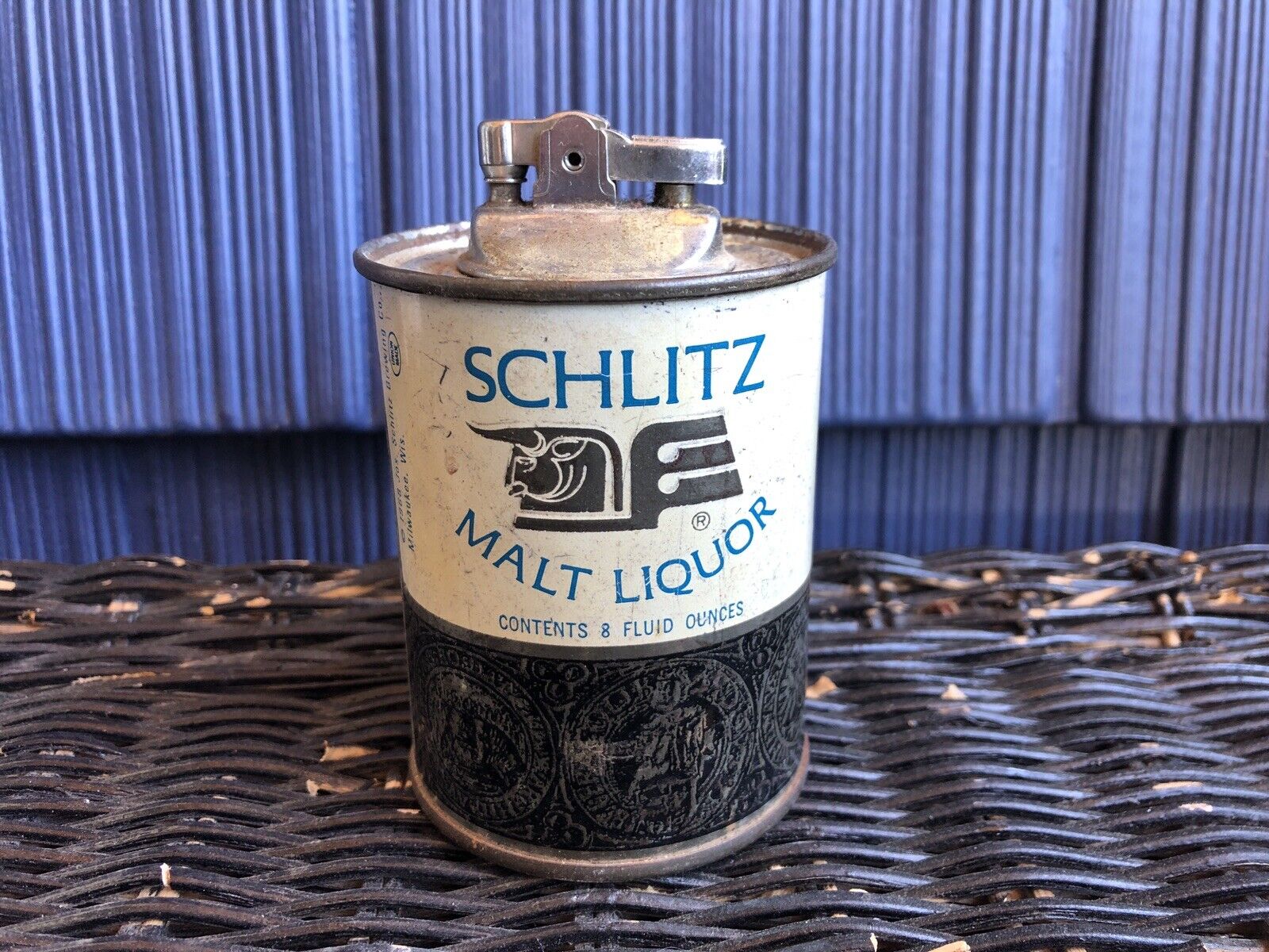 Vintage 1968 SCHLITZ MALT LIQUOR Beer Can Table Lighter 8 Fluid Ounces