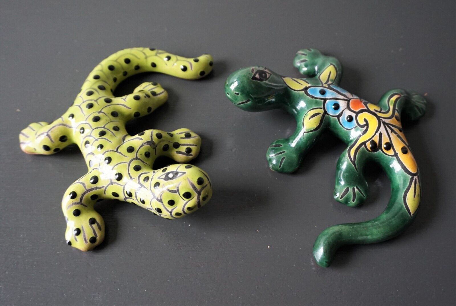 Mexican Pottery Lizard Gecko Wall Hang Decorations Set of 2 Clay Figurine