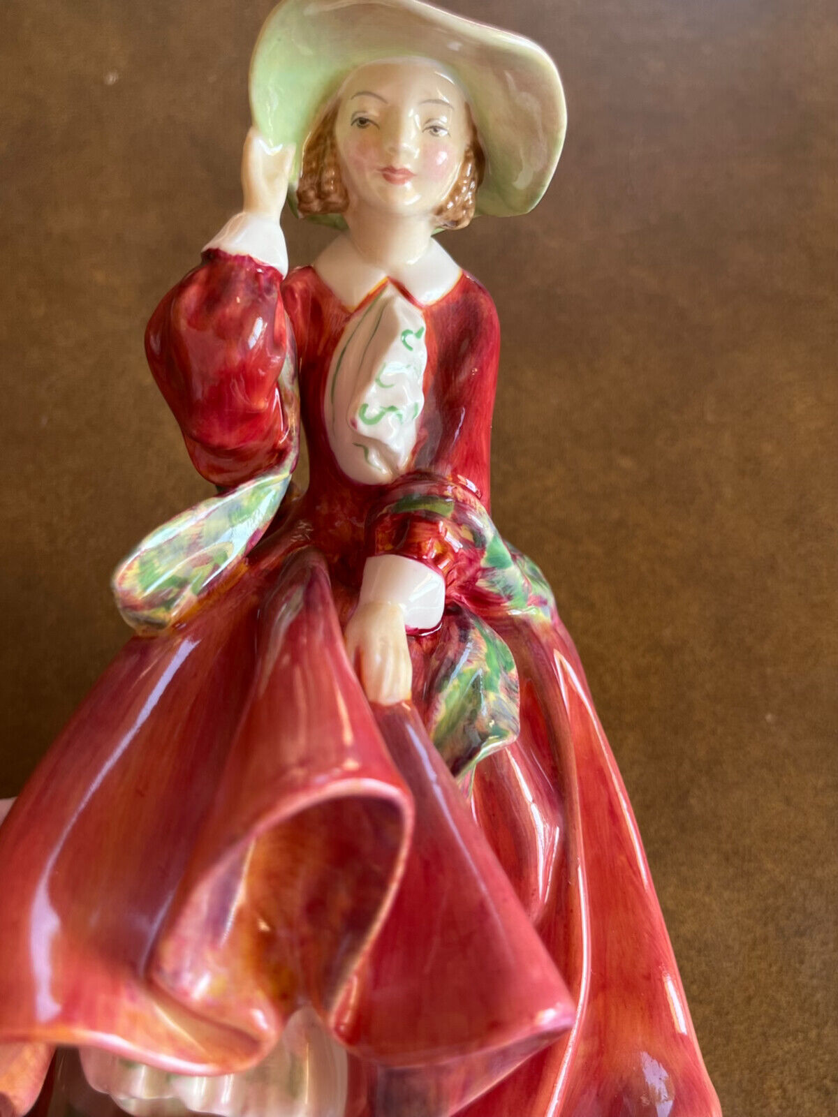VINTAGE ROYAL DOULTON”TOP OF THE HILL” LADY.