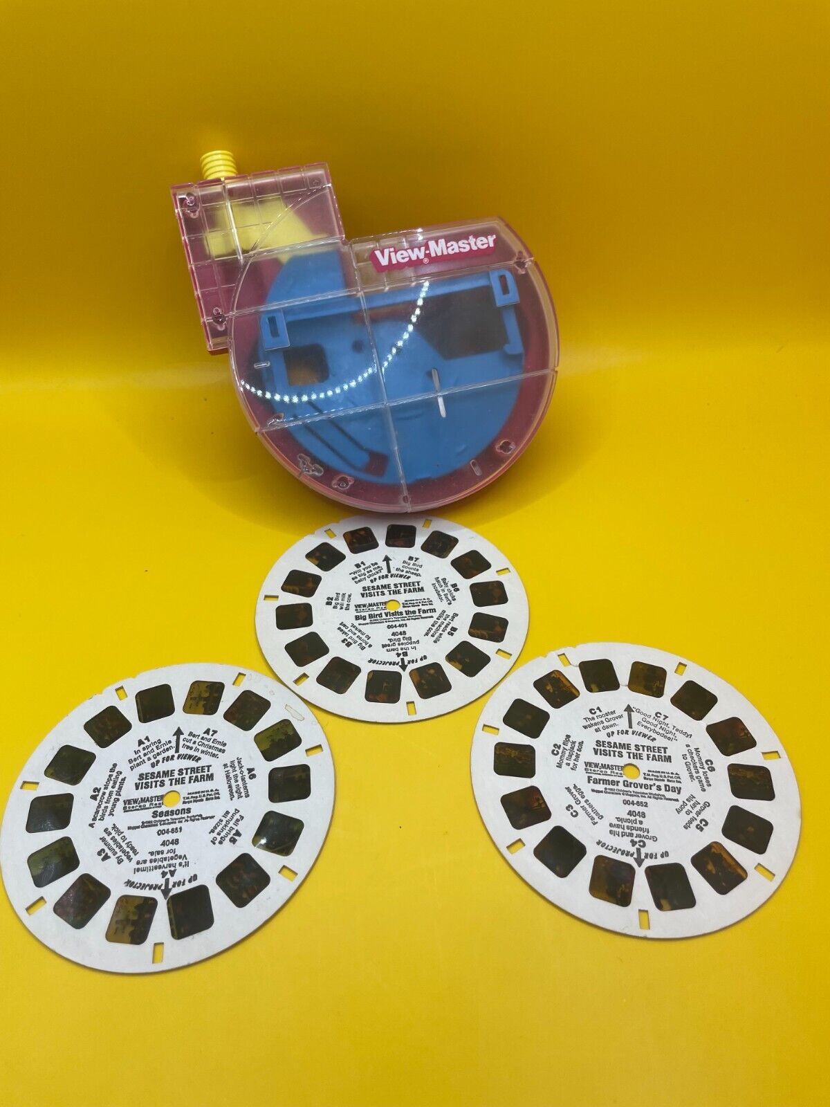 Vintage View-Master 3-D Clear-Front Viewer w/ Three Sesame Street Reels - Works