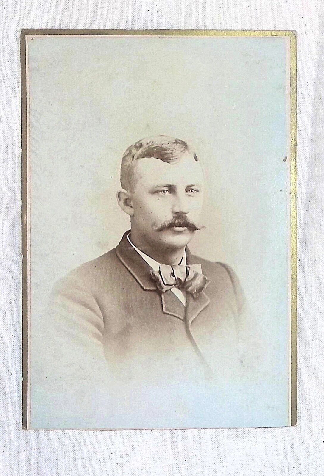 1880s 1890s Victorian Man With Mustache in Suit Cabinet Card Elgin Ill Sherman