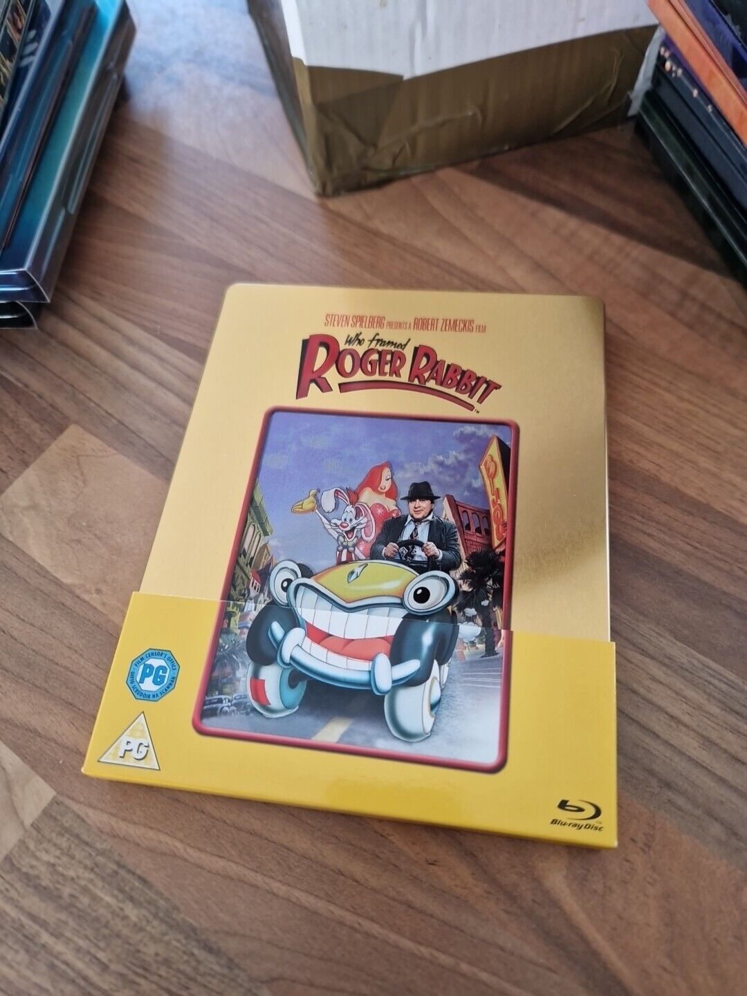 Who Framed Roger Rabbit Blu-ray SteelBook Zavvi Gold Disney Region B Edition