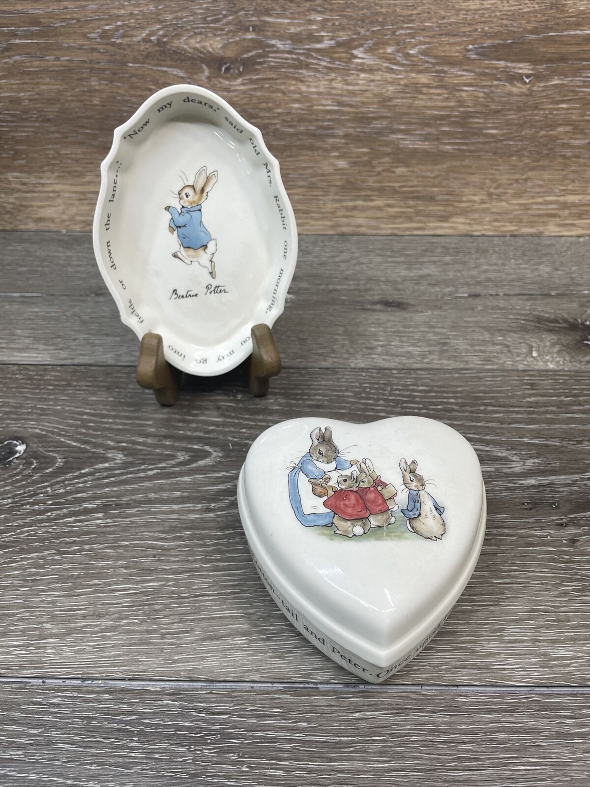 Wedgwood Beatrix Potter Frederick Warne PETER RABBIT Heart Trinket & Oval Dish