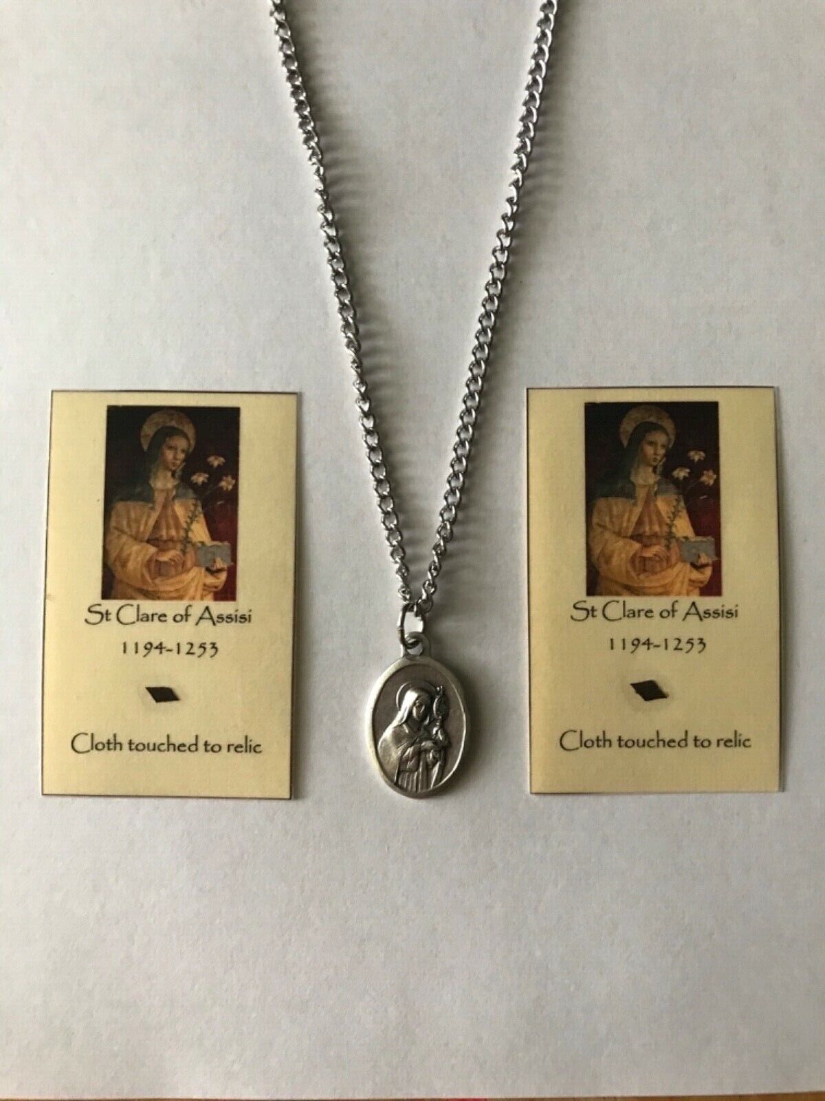 Catholic Saint Clare of Assisi St relic reliquary medal Franciscan nun Holy Card