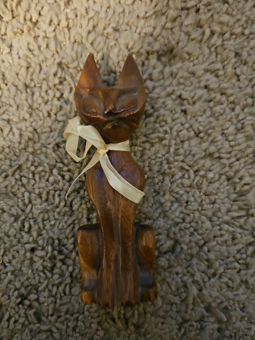 Vintage Alii Woods Honolulu Genuine Monkey Pod Cat Hand Carved With Tag Bow Tiki