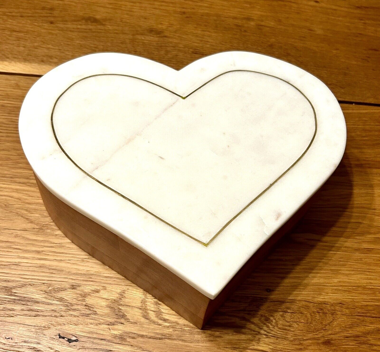 New 10” Marble And Wood Heart Box Genuine Marble