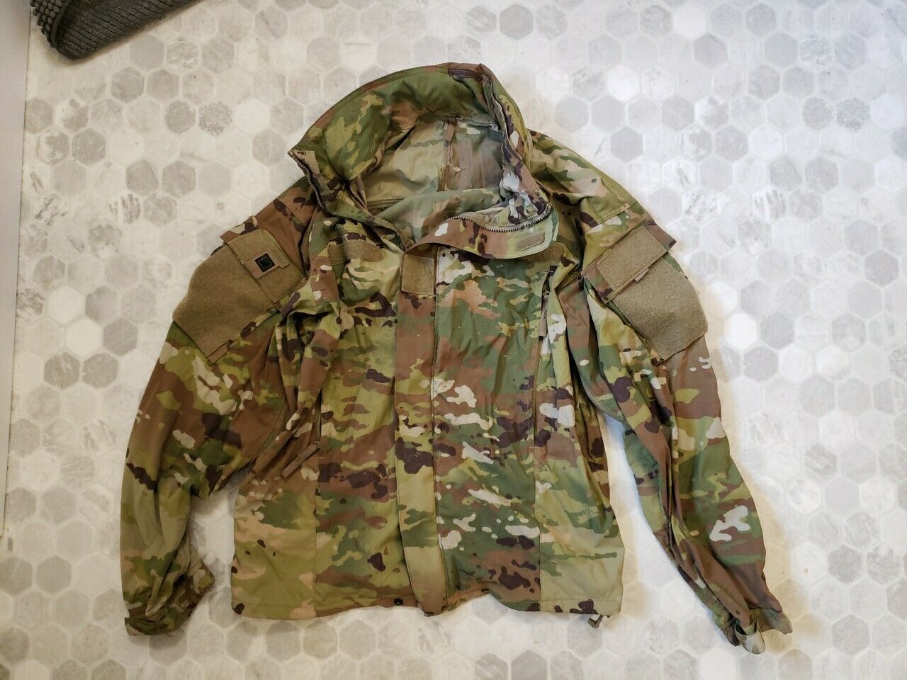Army OCP Multicam Soft Shell Cold Weather Jacket USGI Size Large Regular