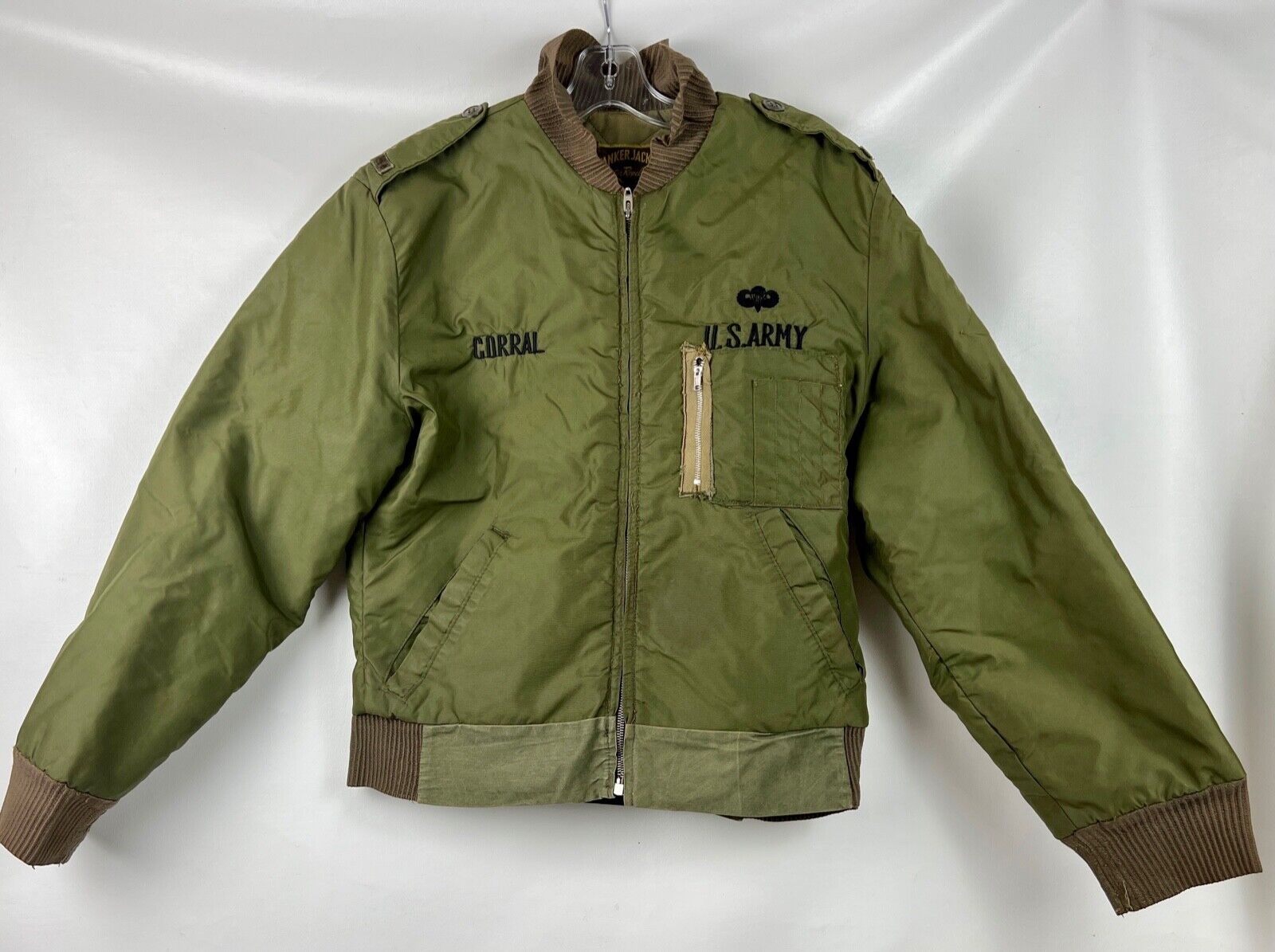 US Army 1950s Aftermarket Water Repellant Tanker Jacket OD Green Size Medium