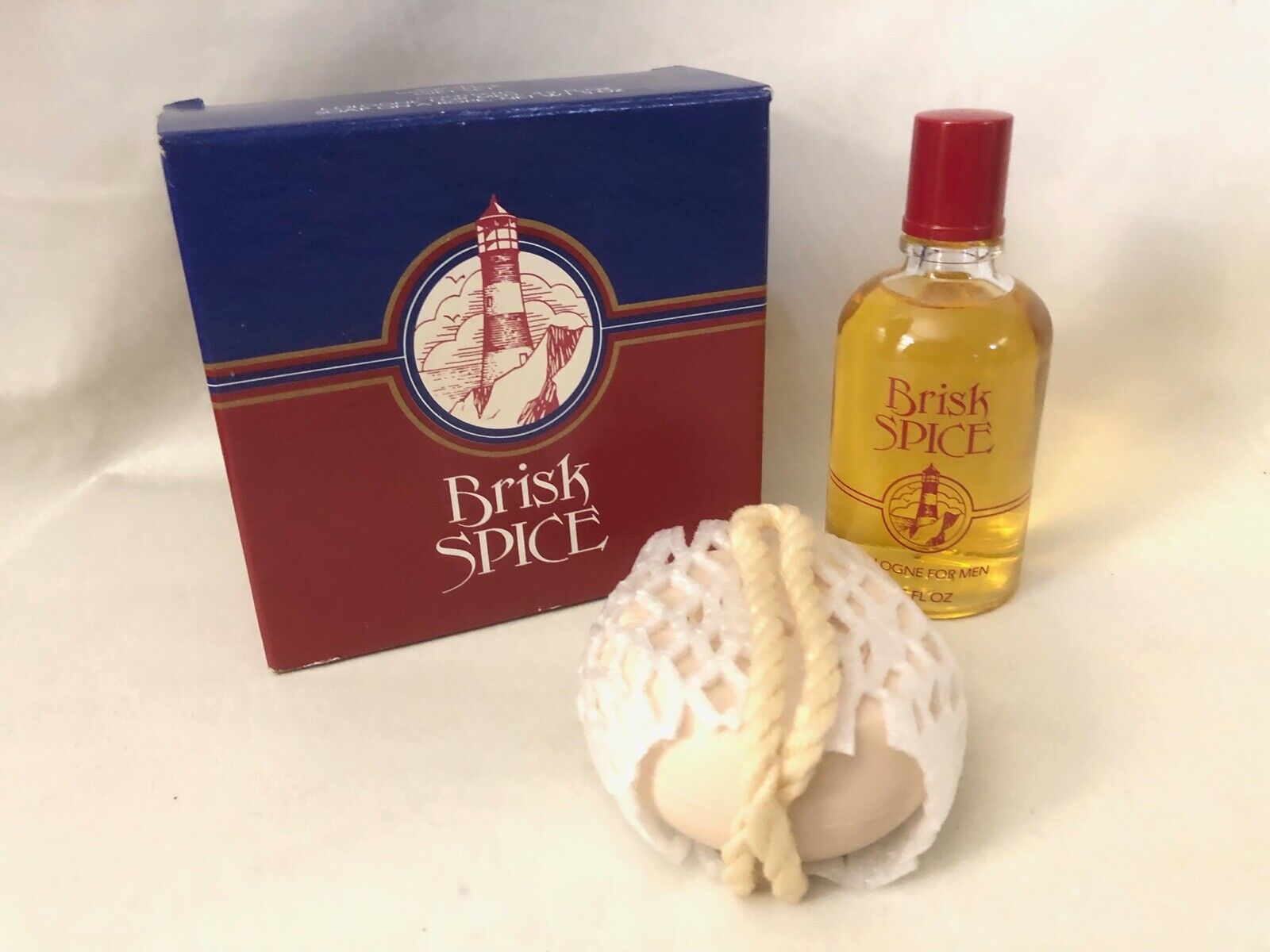 VTG NOS Avon Men\'s BRISK SPICE Gift Set 4.5 fl oz cologne & Soap on a Rope NEW