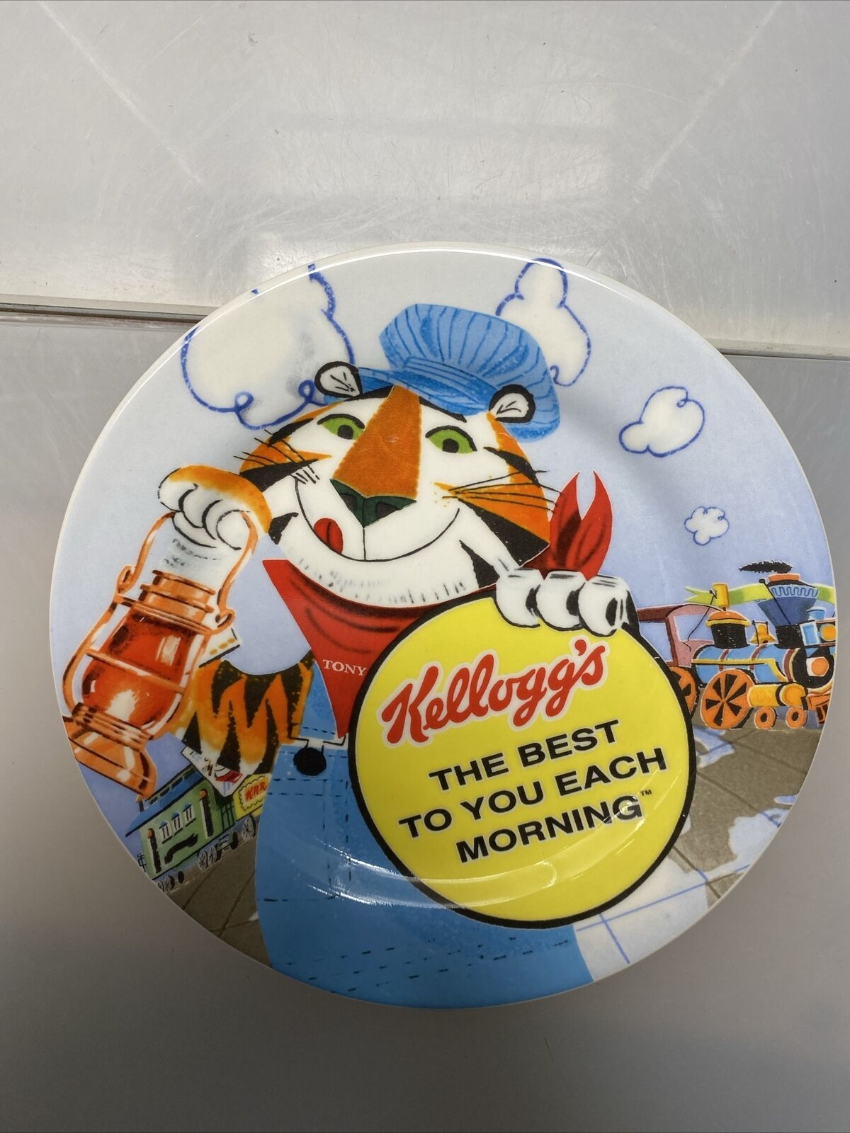Vintage Kelloggs 2006 Tony The Tiger Railroad Plate 8 inches
