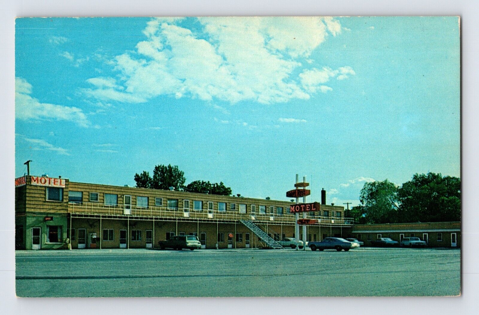 Postcard Montana Missoula MT Green\'s Sweet Rest Motel 1960s Unposted Chrome
