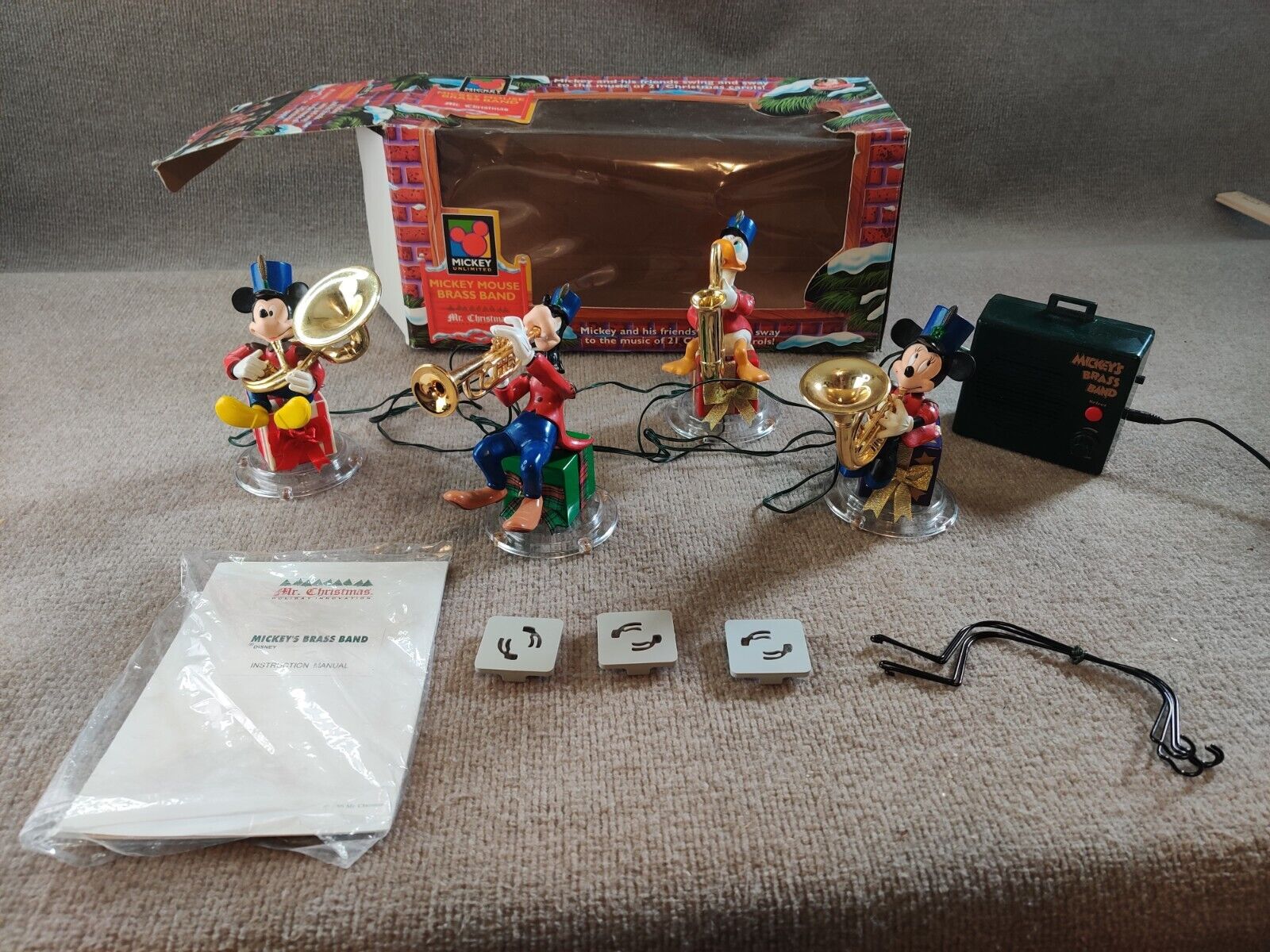 Vintage Mickey Mouse Brass Band Mr. Christmas Animated Musical 21 Carols 1995