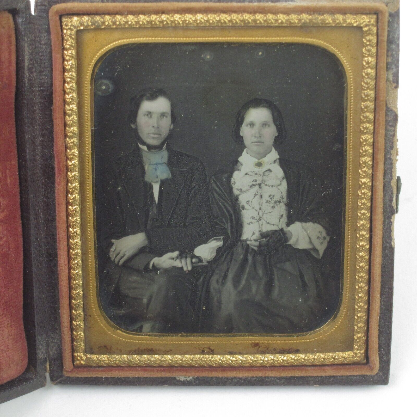 Daguerreotype 1/6 Plate Young Man & Woman Couple Tinted with Union Case Antique