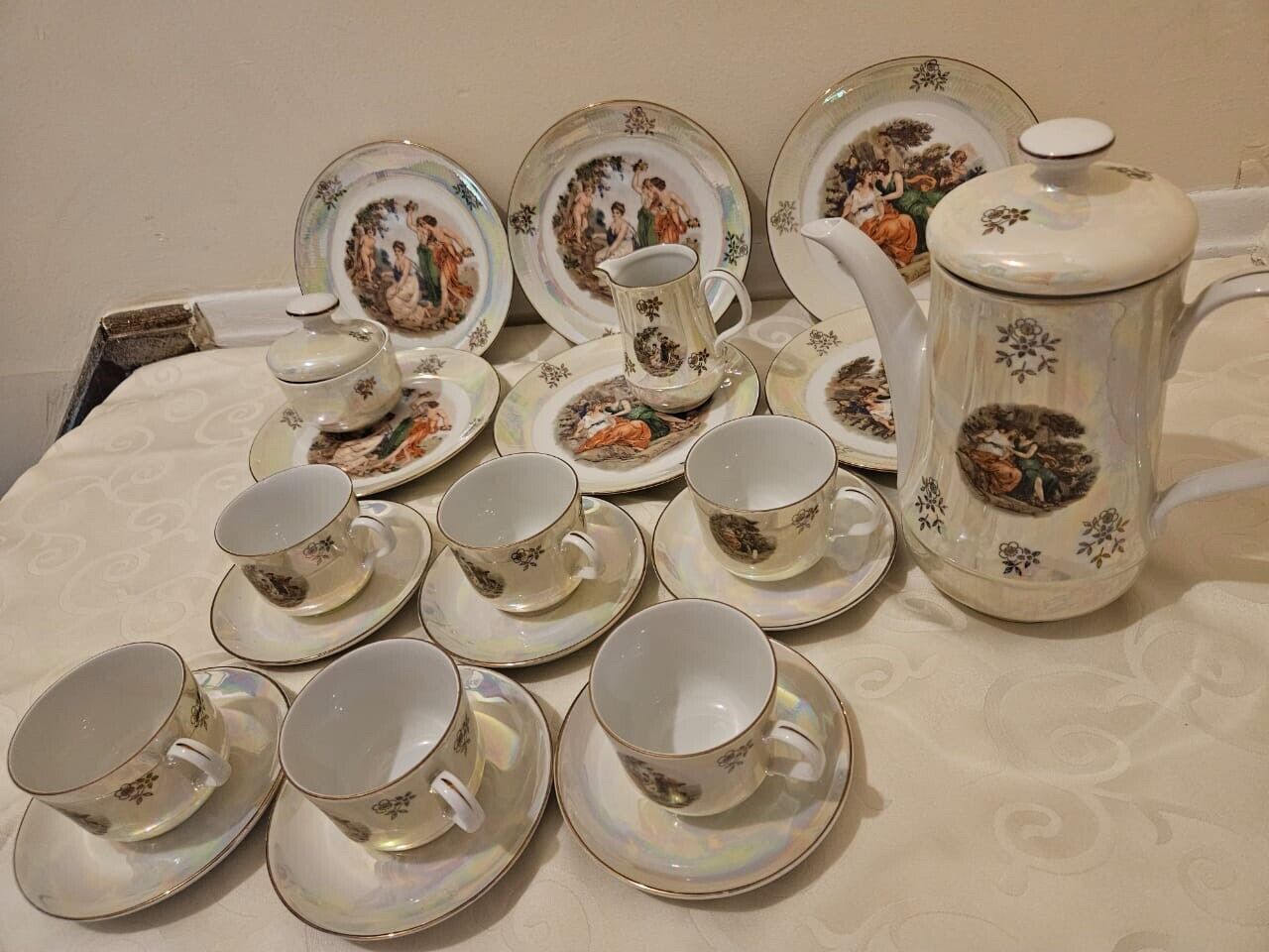 Vintage 1968-1987 Kahla GDR Porcelain Madonna Design Tea/Coffee Set for Six
