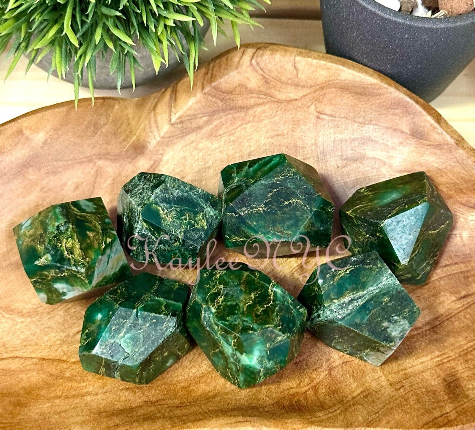 Wholesale Lot 1 Lb Natural Emerald Jade Freeform Crystal Energy Healing
