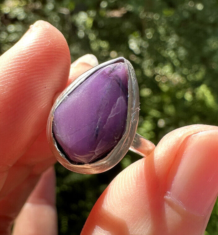 GORGEOUS VERY RARE SUGILITE PSYCHIC AWARENESS CRYSTAL RING .925 SILVER Sz 7