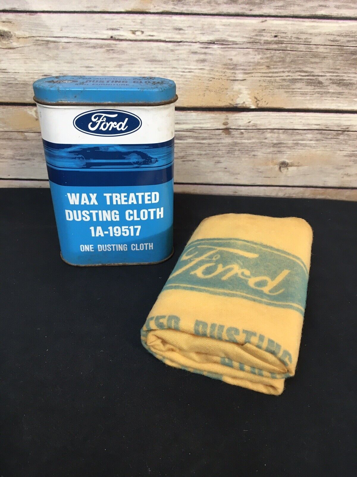 Vintage 1960's - 70's Ford Wax Treated Dusting Cloth 1A-19517 Tin & Cloth NOS