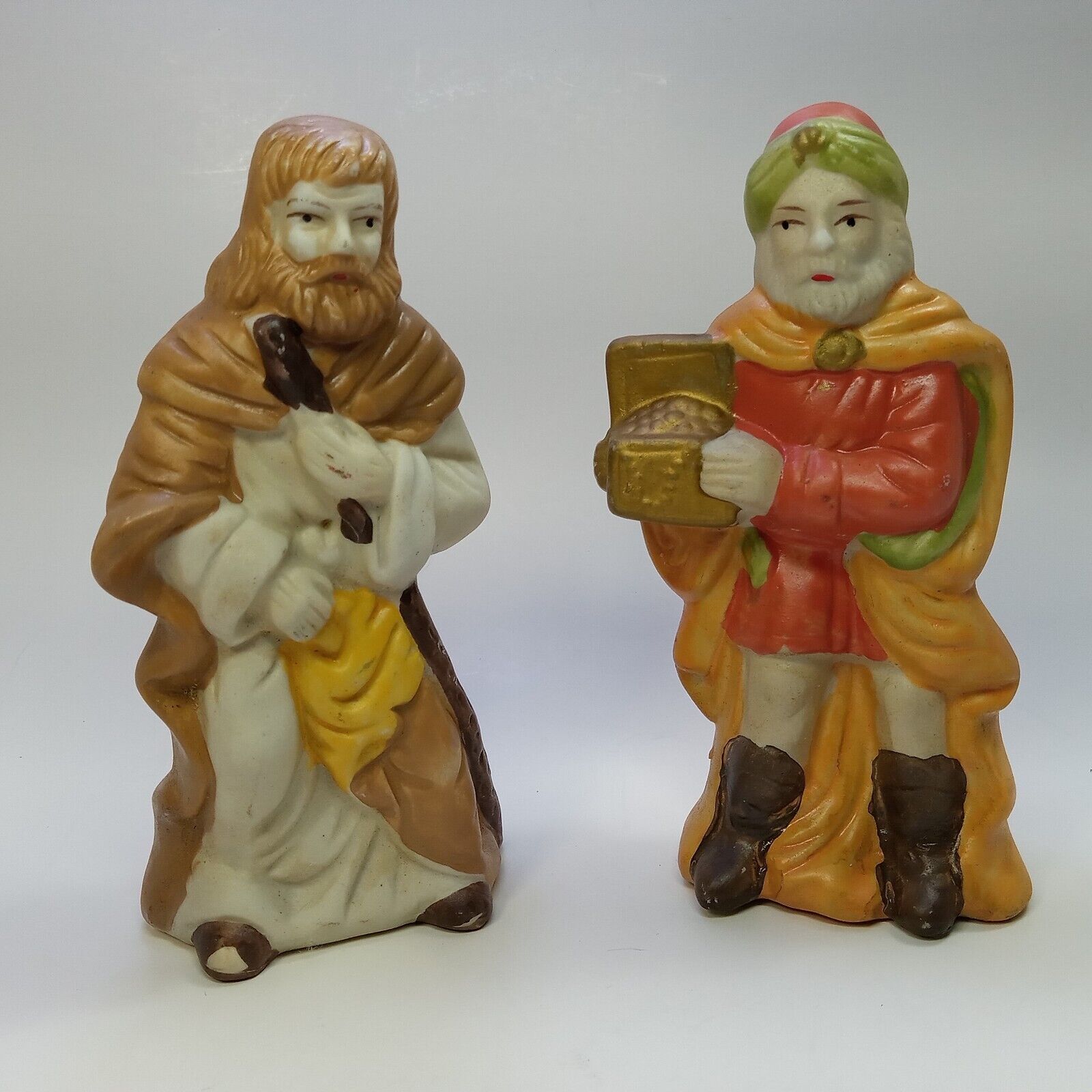Vintage Porcelain Figurine Nativity Kings Wise Men 2 Pcs Treasure Chest 