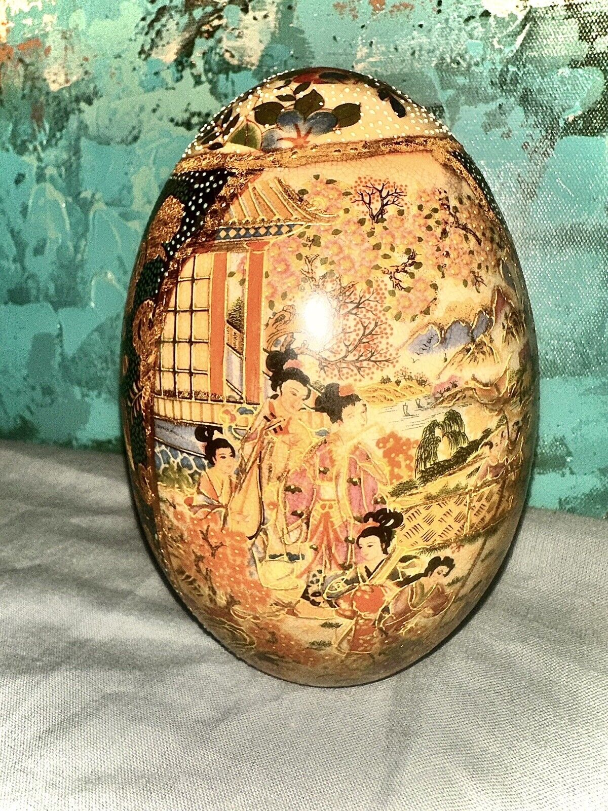 Vintage Royal Satsuma Decorative Egg Japanese Gold Egg 7” Geisha Lotus- AS IS