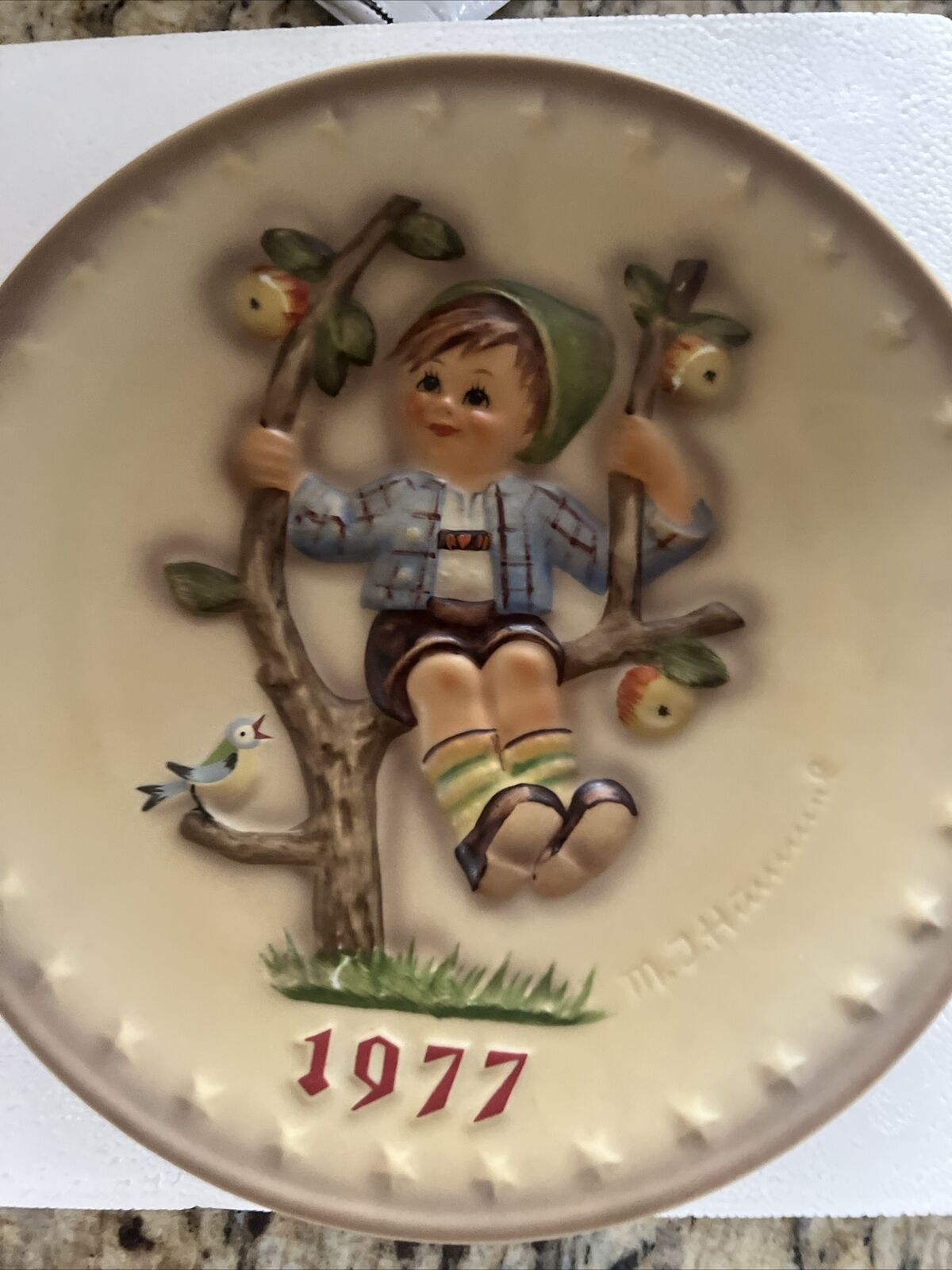 Goebel Vintage antique Plate 1977