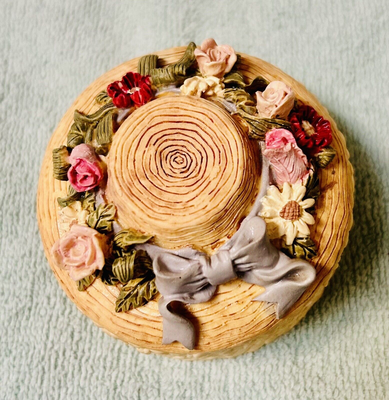 Vintage Dezine Trinket Box Hand Painted Garden Hat With 3D Flowers “Very Cute”