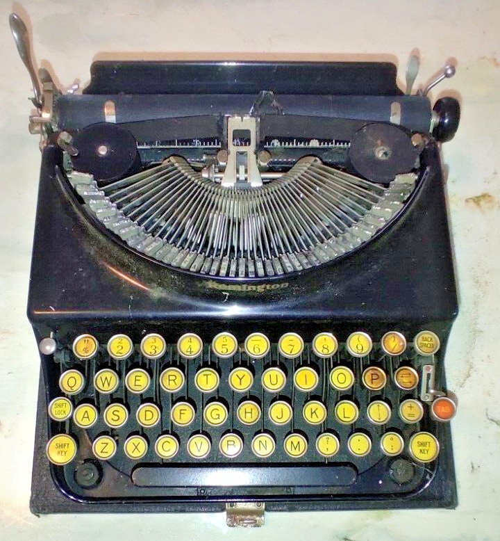 Vintage 1930s? REMINGTON PORTABLE Typewriter w/Case
